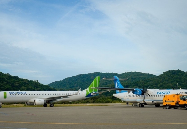 Sân đỗ tàu bay sân bay Côn Sơn