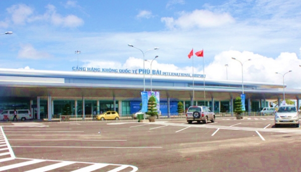 Các phương tiện di chuyển tại sân bay Phú Bài