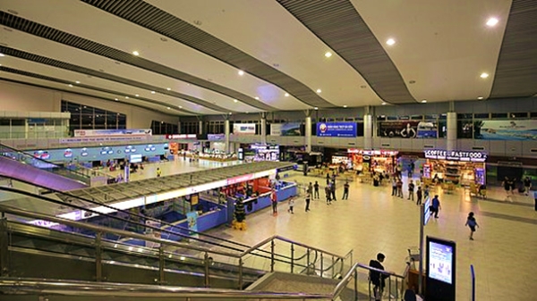 Bên trong nhà ga T1